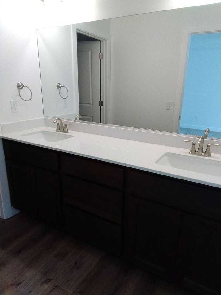 498 W 1225 N #9 - Photo 7 of 13