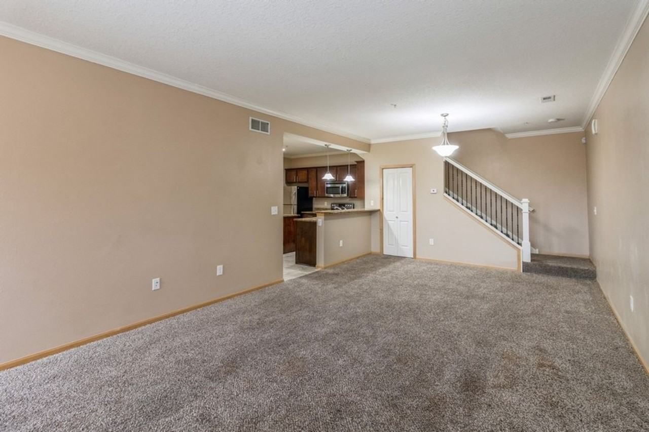 574 84th St - Photo 3 of 16