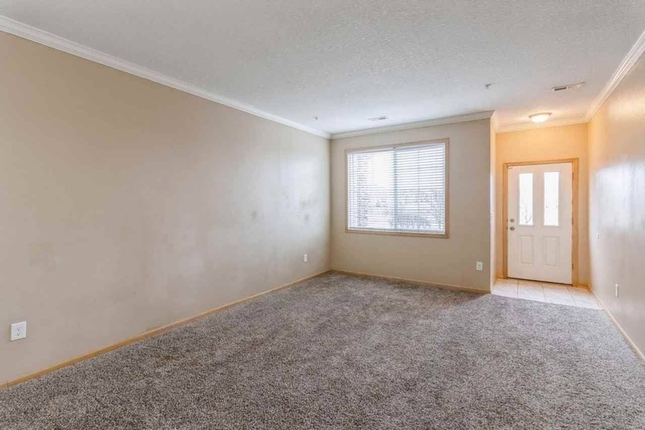 574 84th St - Photo 4 of 16