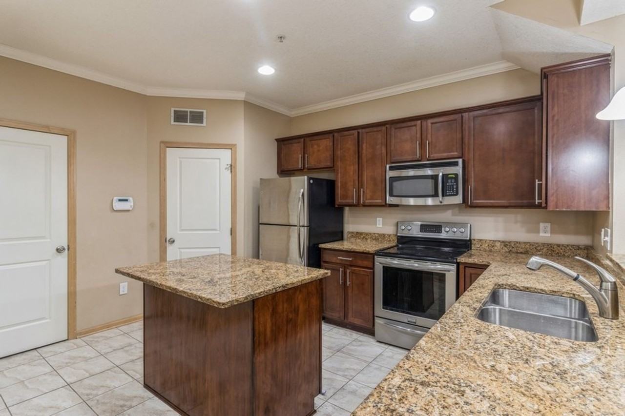 574 84th St - Photo 6 of 16