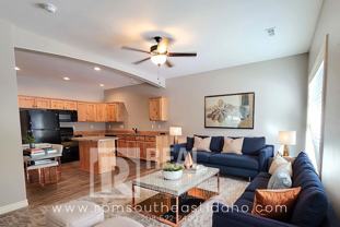 565 Pioneer Rd - Photo 1 of 1