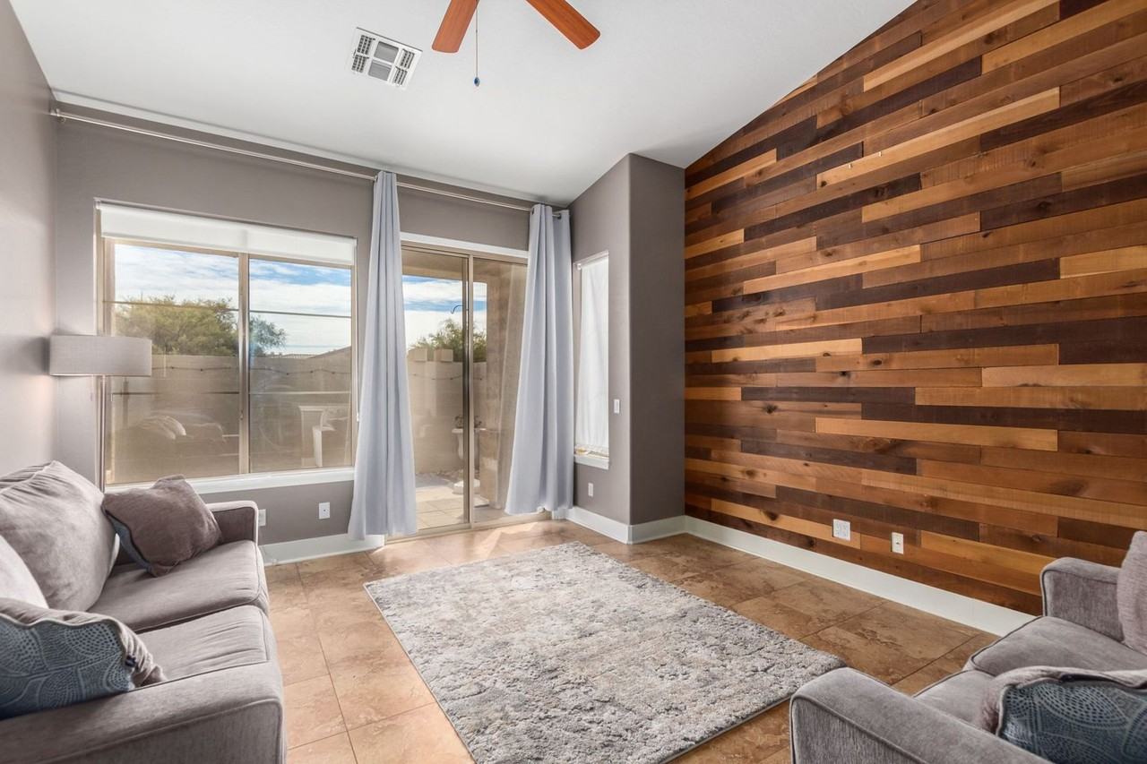 1024 E Frye Rd #1009 - Photo 3 of 25