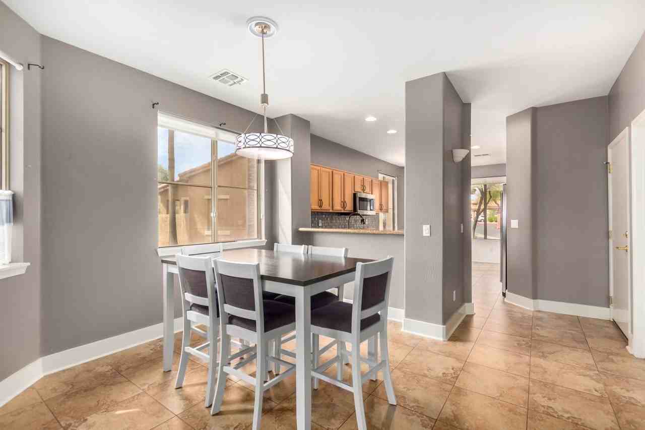 1024 E Frye Rd #1009 - Photo 4 of 25