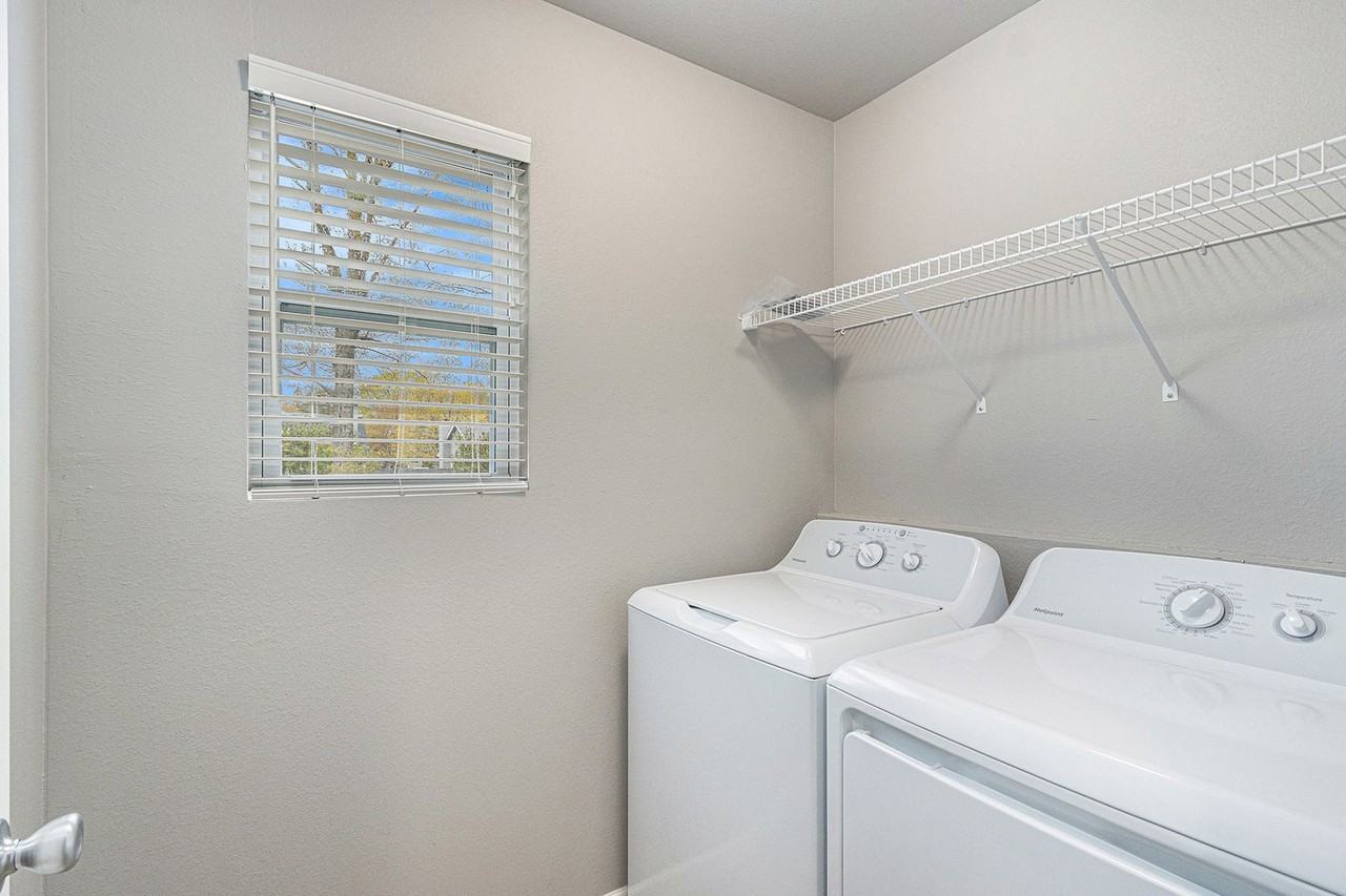 7215 Primrose Ln - Photo 6 of 18