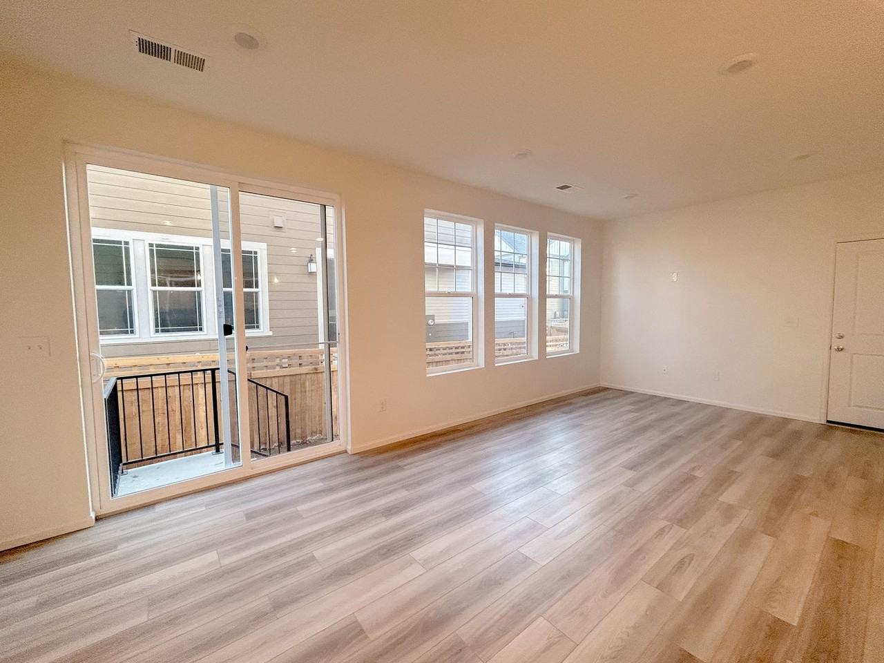 6278 N Nepal Ct - Photo 4 of 17