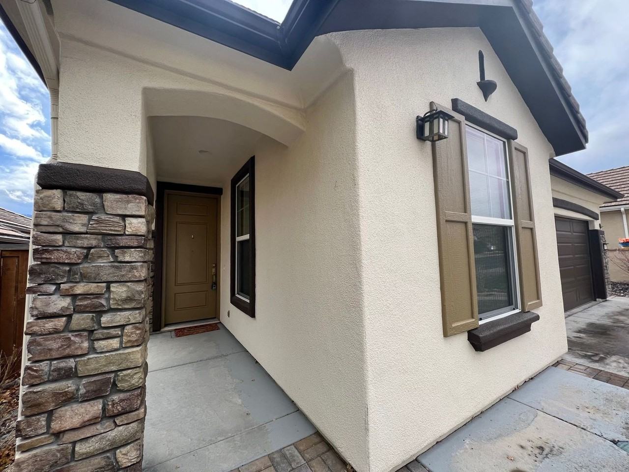 9012 Cabin Creek Trl - Photo 4 of 37