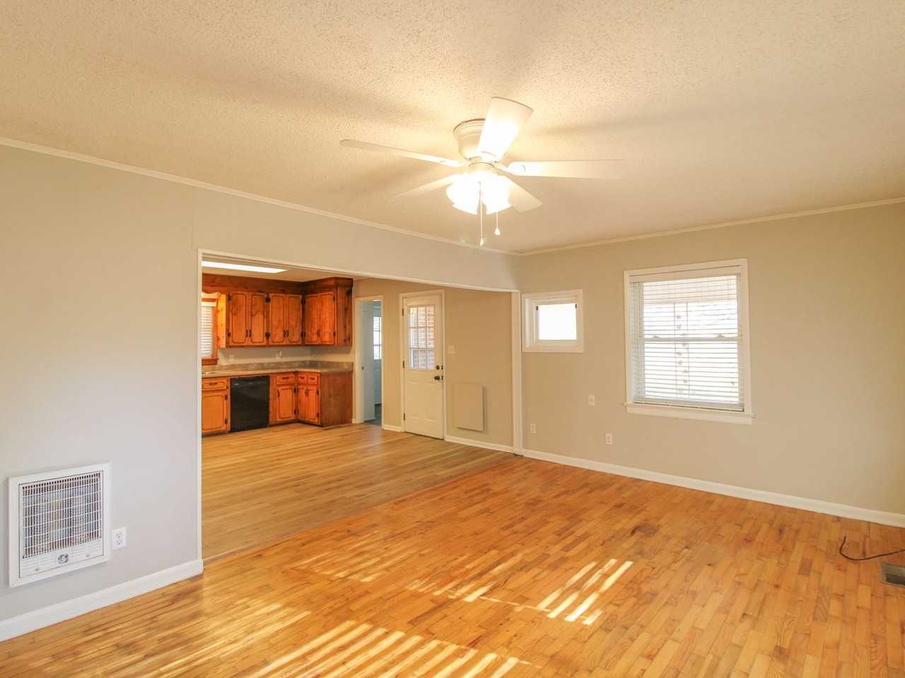 27743 Harvest Rd - Photo 5 of 27