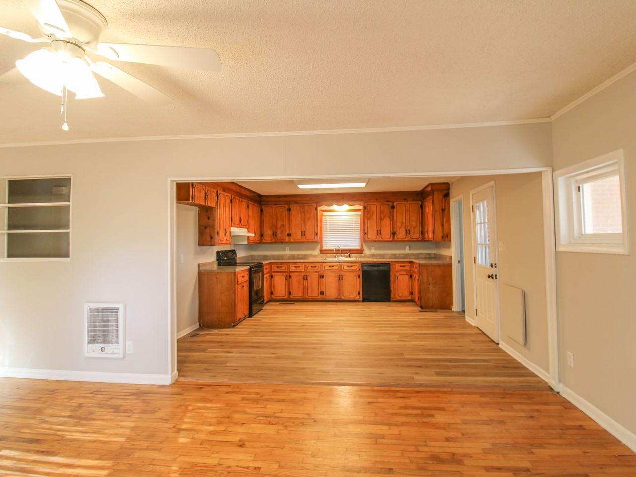 27743 Harvest Rd - Photo 7 of 27