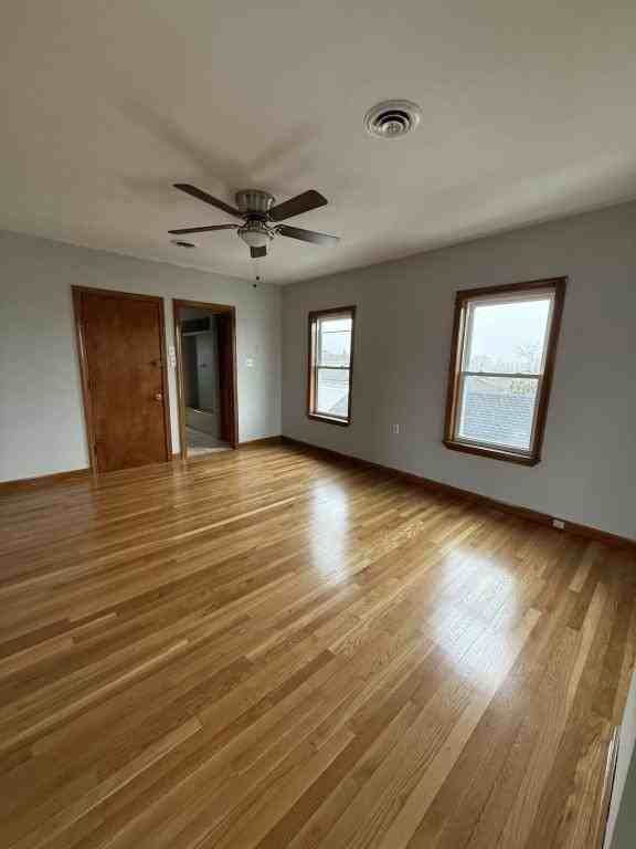 50 Cash St - Photo 2 of 8