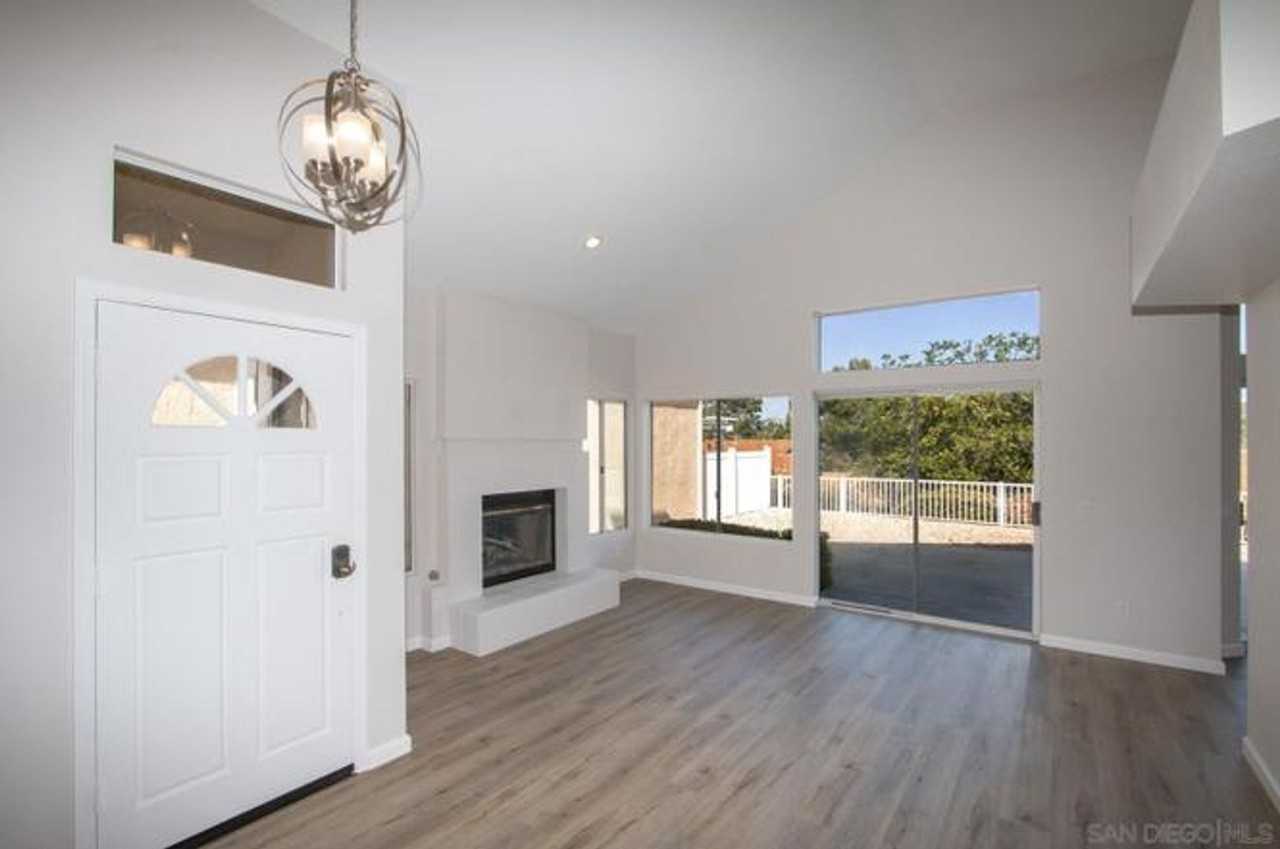 15643 Royal Lytham Sq - Photo 5 of 16