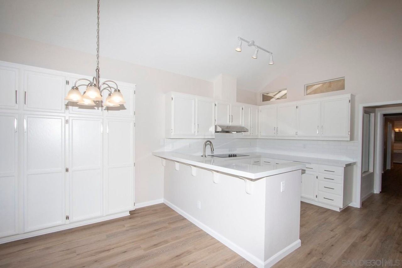 15643 Royal Lytham Sq - Photo 7 of 16