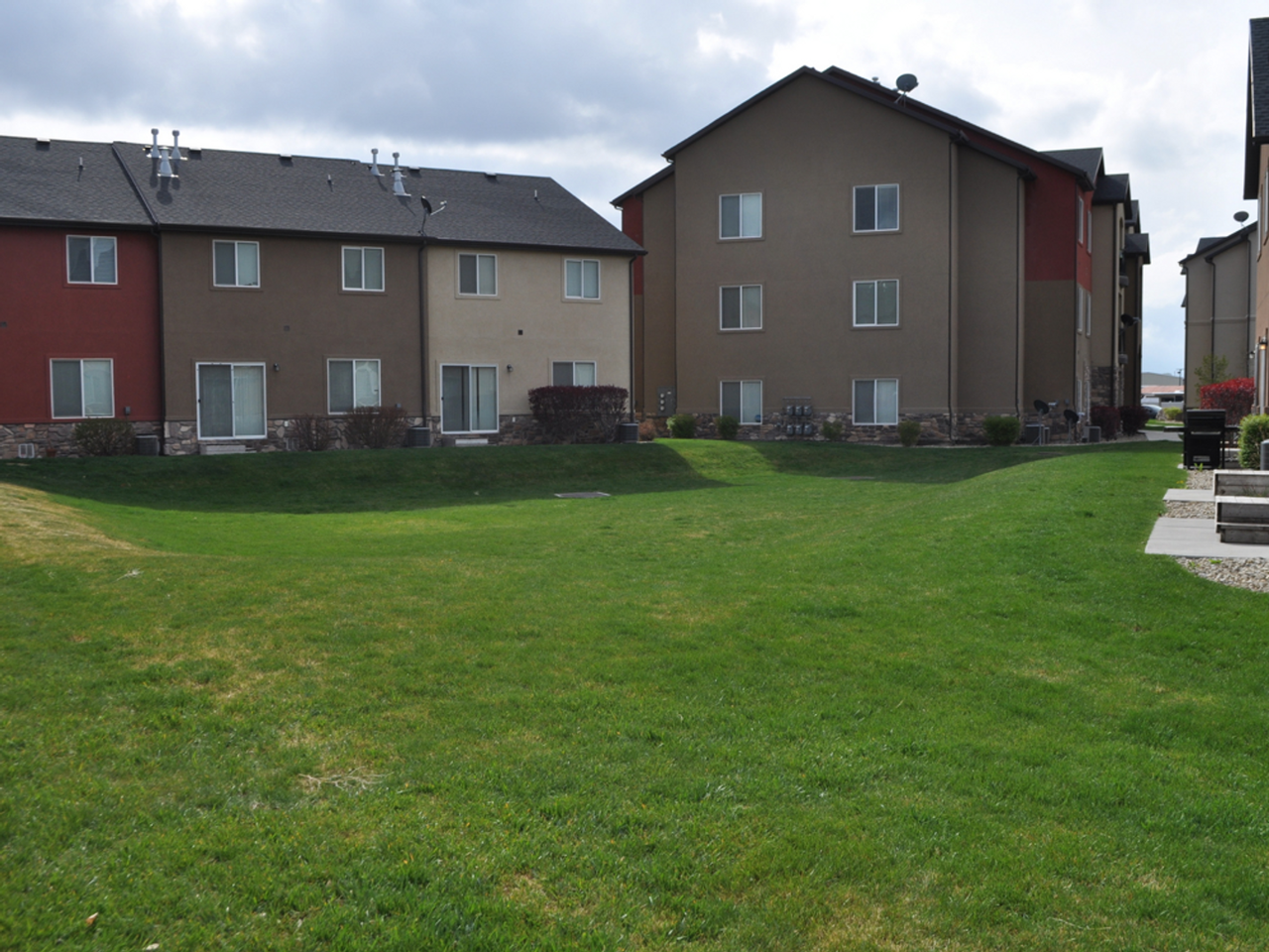 285 S 810 W - Photo 3 of 14