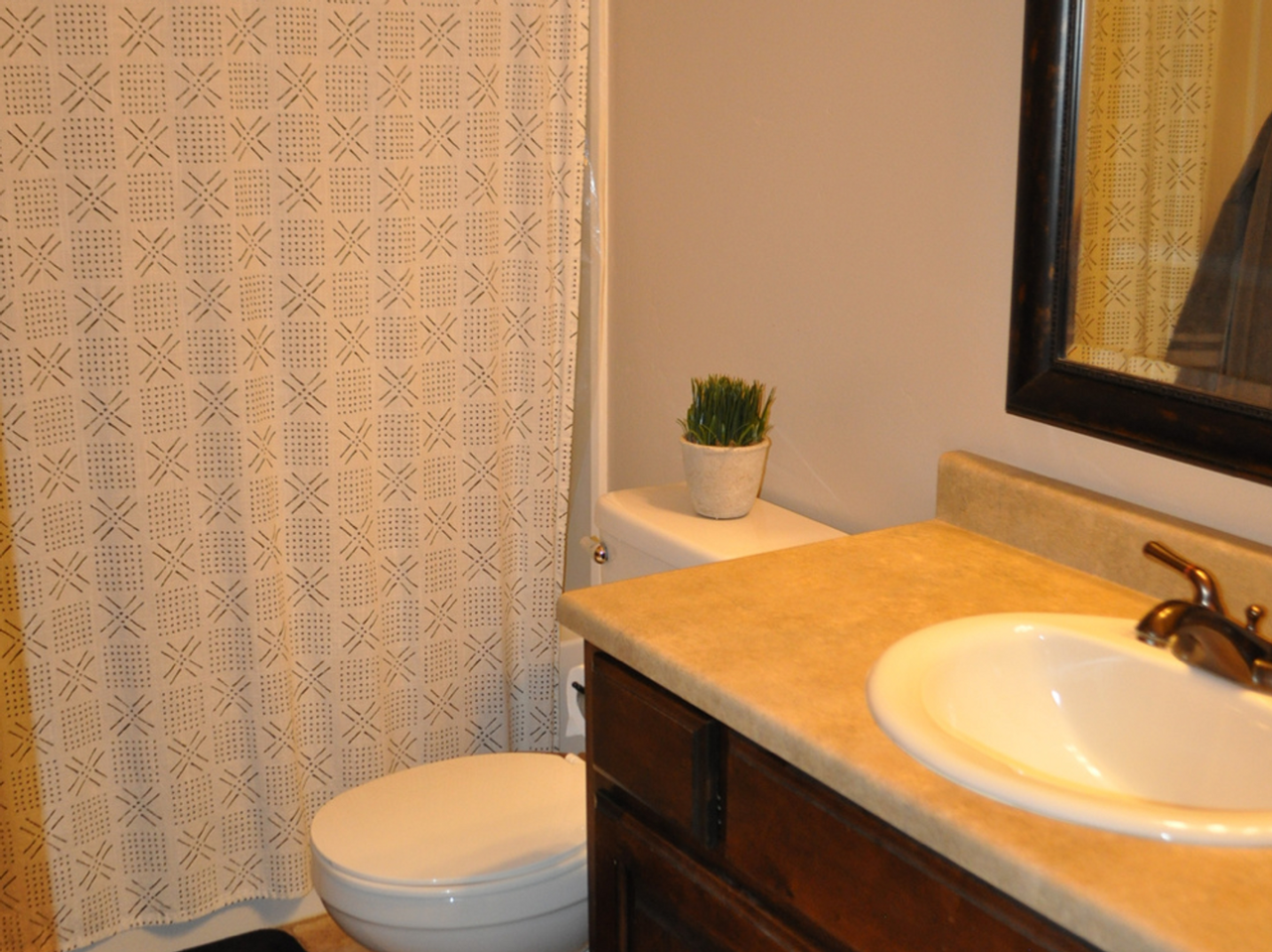 285 S 810 W - Photo 4 of 14