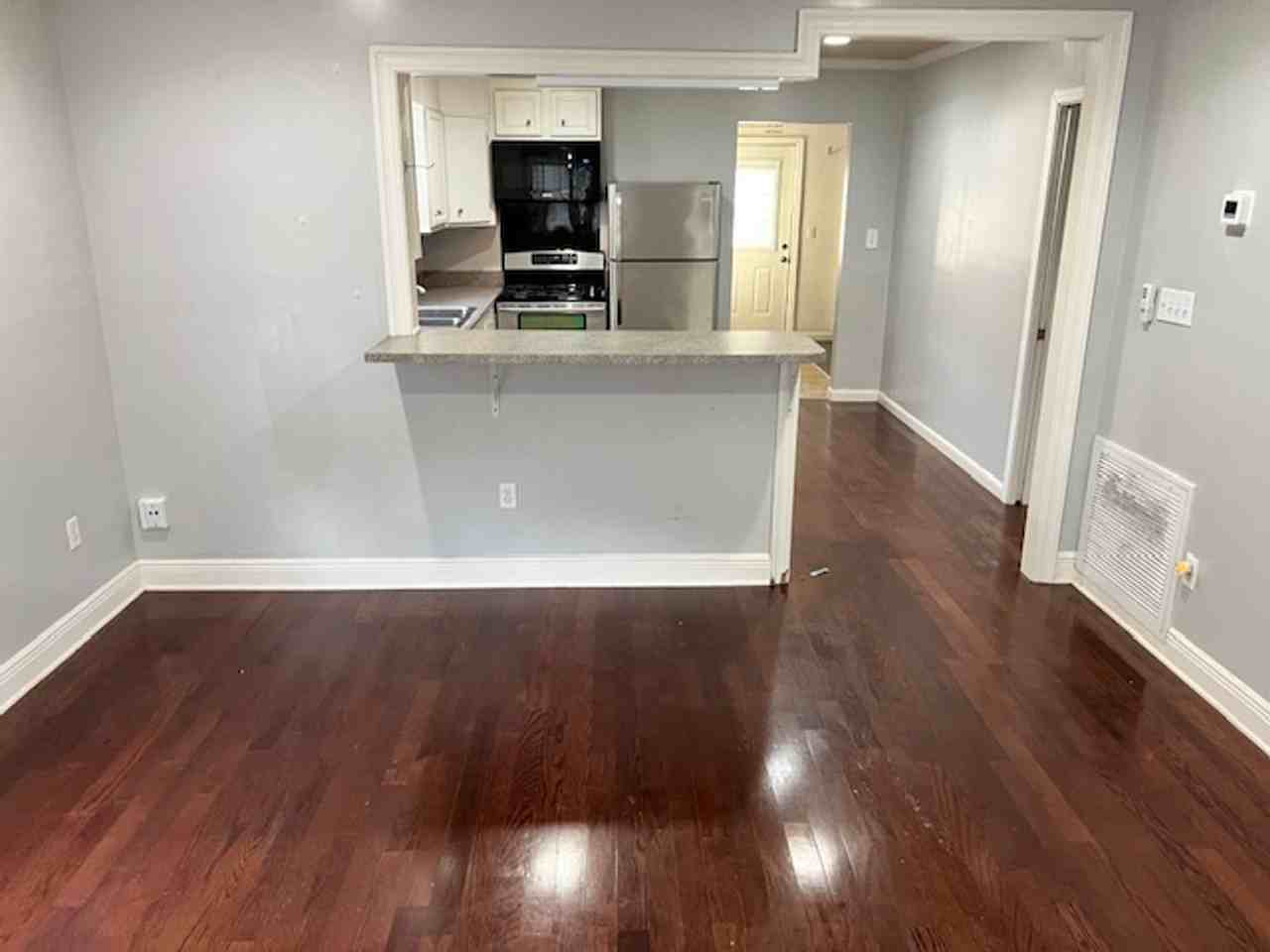 604 Morgan Ave - Photo 2 of 22