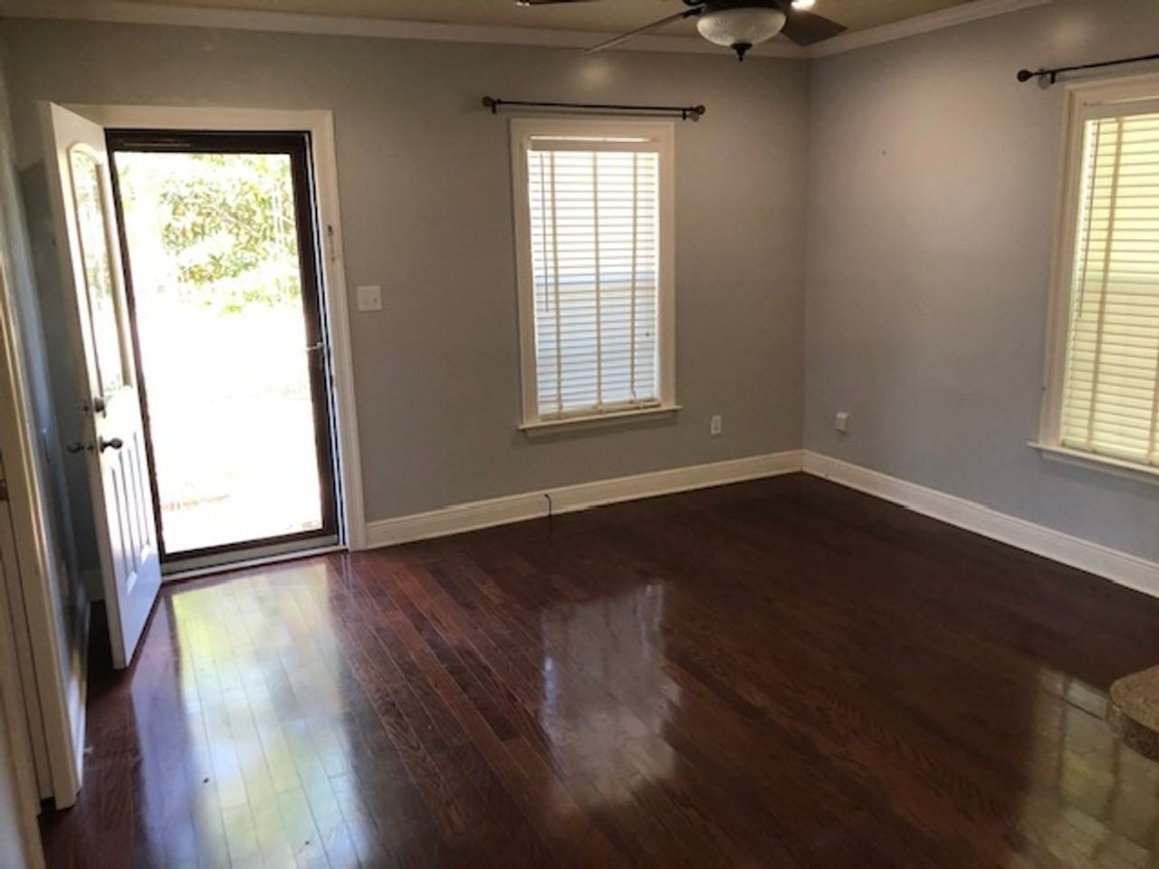 604 Morgan Ave - Photo 4 of 22