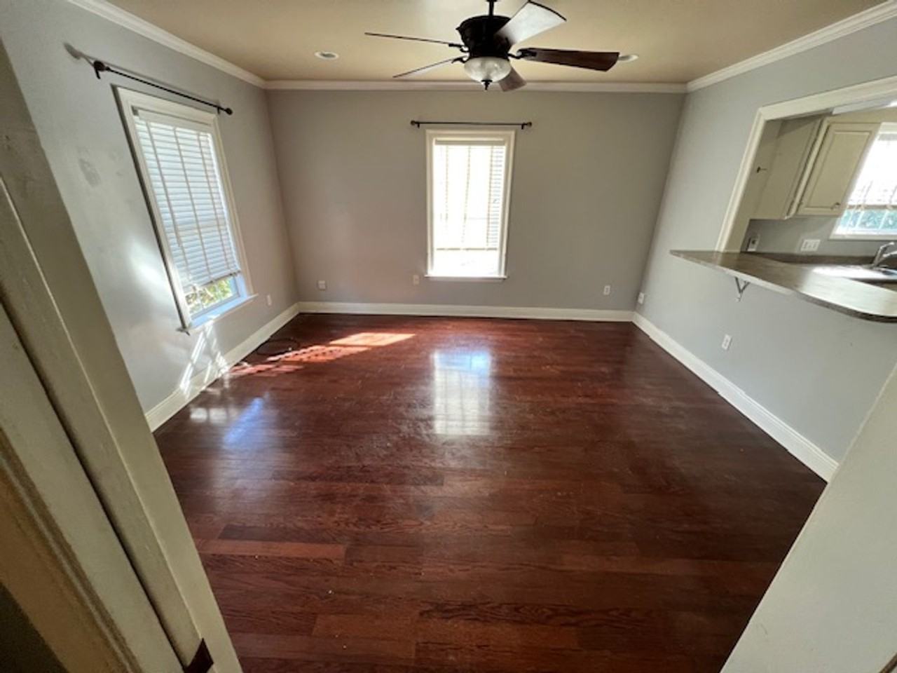 604 Morgan Ave - Photo 5 of 22