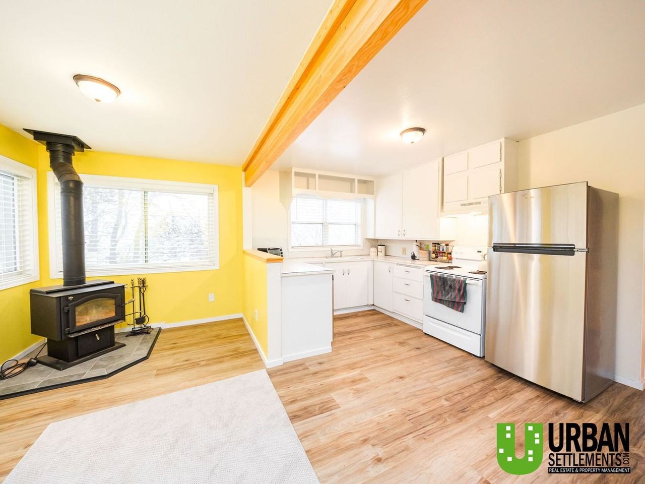 11823 W Hunt Rd - Photo 2 of 26