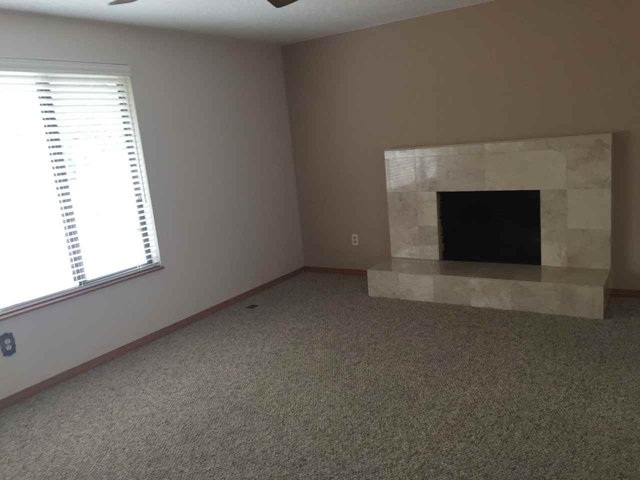 2292 Timothy Ct - Photo 5 of 10