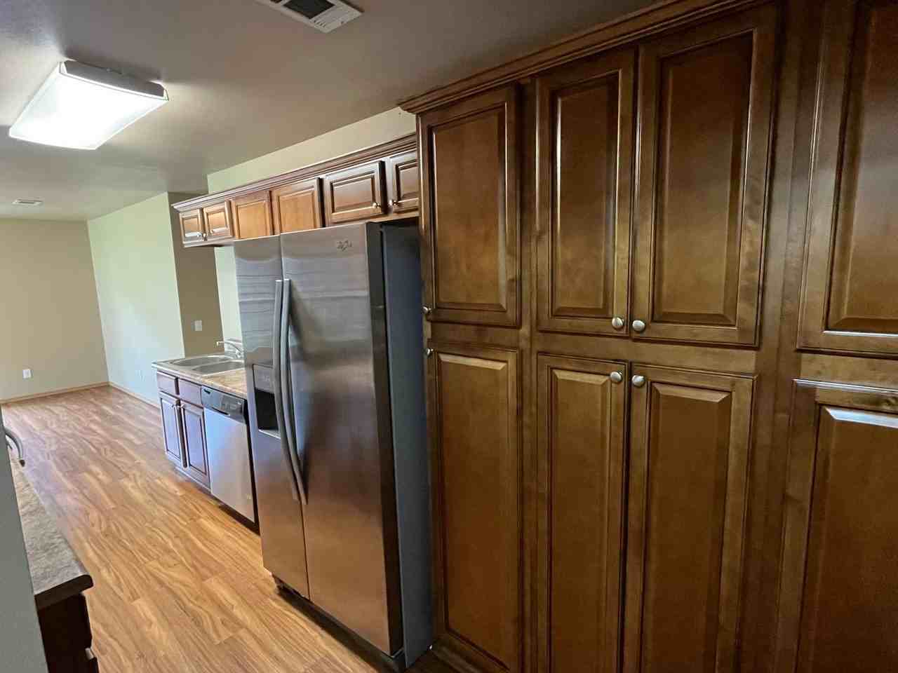 808 W 13th St - Photo 6 of 17