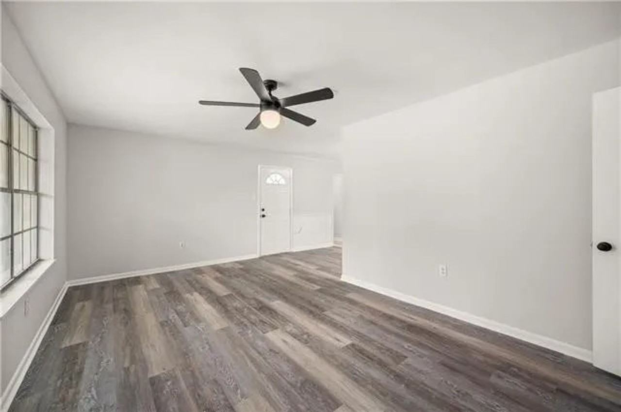 5720 Skylark Dr - Photo 4 of 13