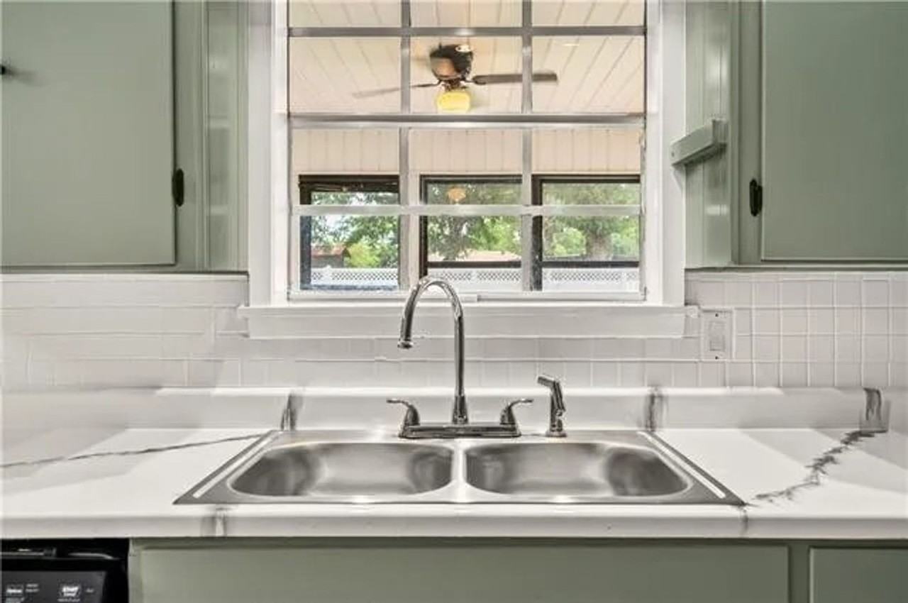 5720 Skylark Dr - Photo 5 of 13