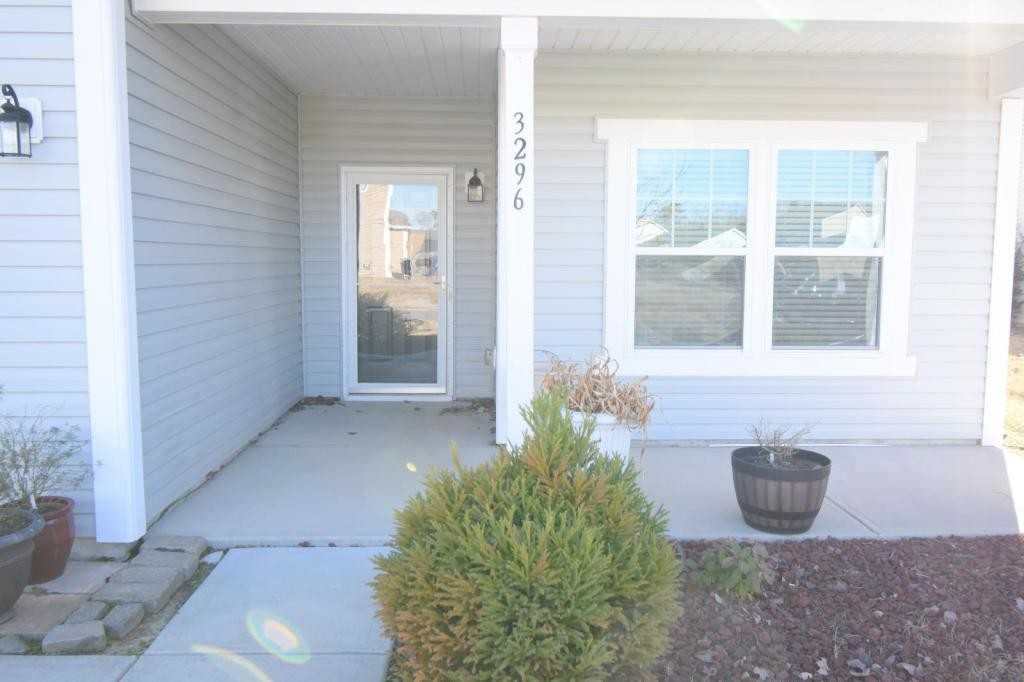 3296 Saddlebrook Dr - Photo 3 of 22