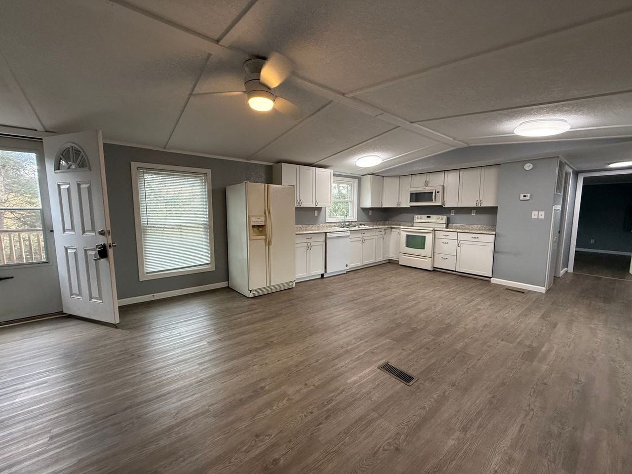 4470 Old Baileyton Rd - Photo 5 of 21