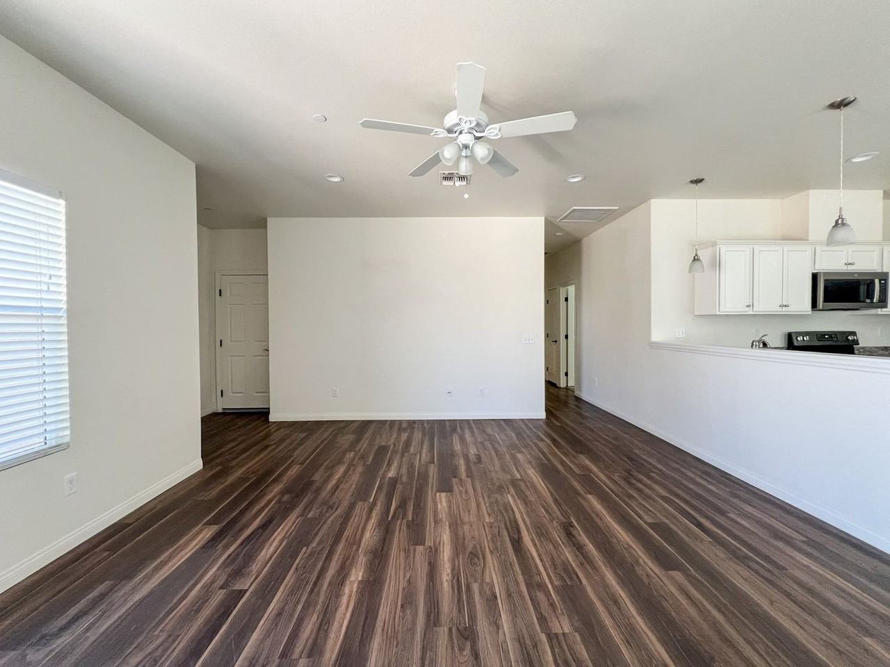 6669 Sherman Hoyt Ave - Photo 6 of 31