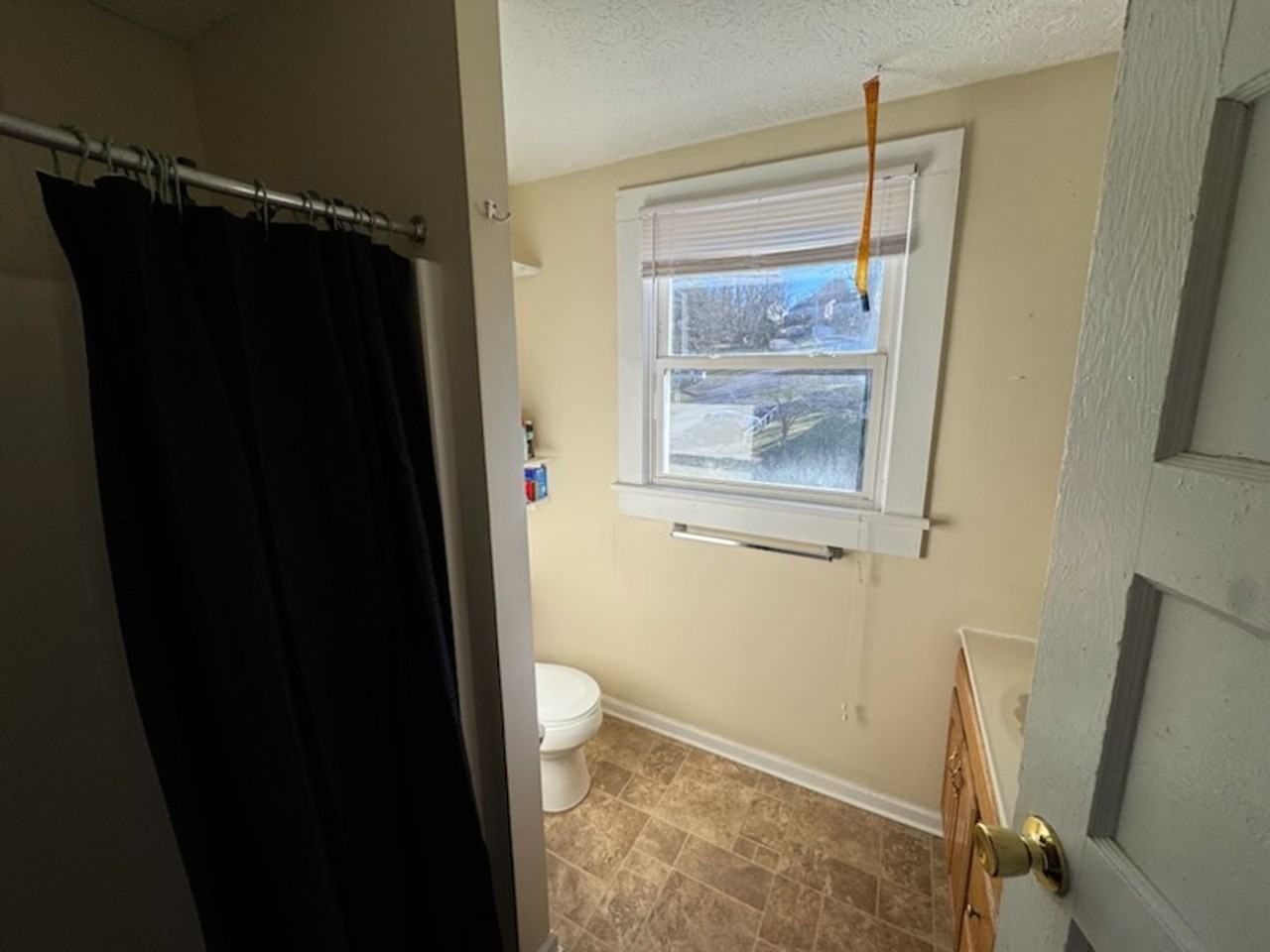 1701 Downey St - Photo 3 of 6