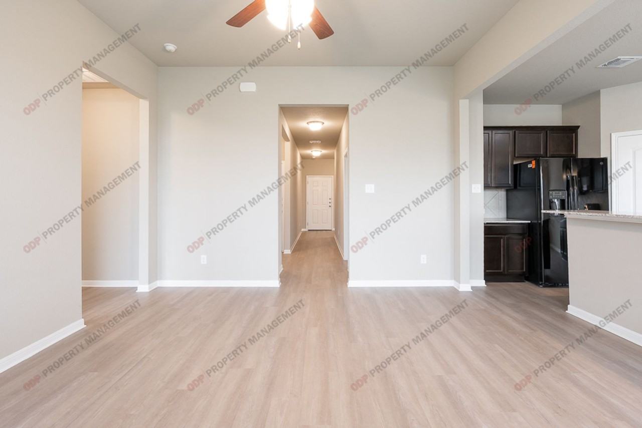 7213 Lee Hall Loop - Photo 6 of 18