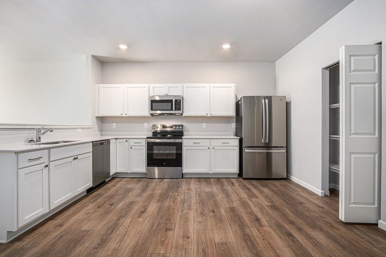 5497 E Karen Ct - Photo 3 of 25