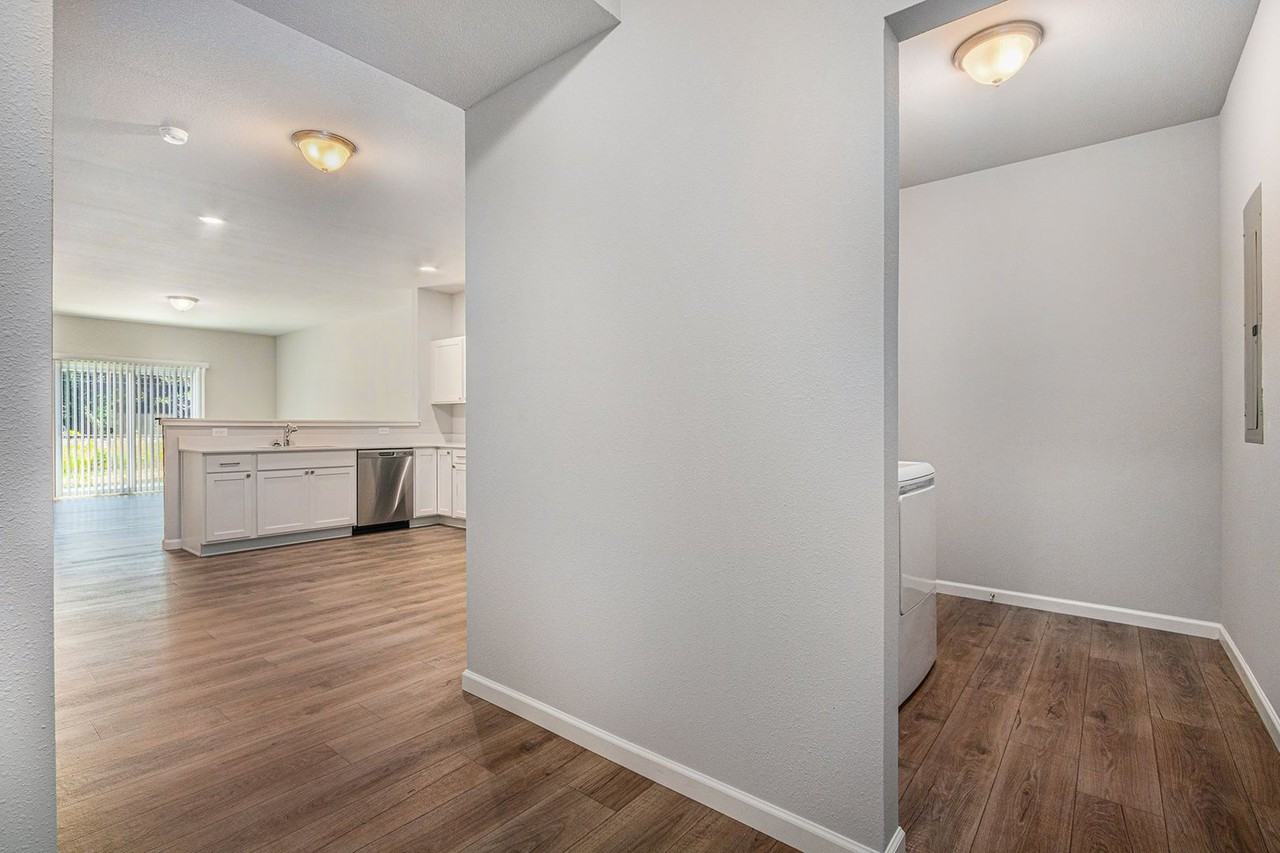 5497 E Karen Ct - Photo 7 of 25