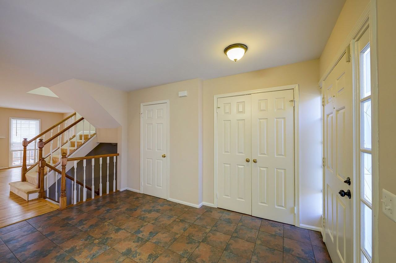 1831 Tufa Ter - Photo 6 of 48