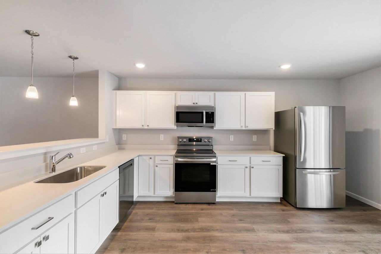 99 Mill Creek Ave - Photo 2 of 19