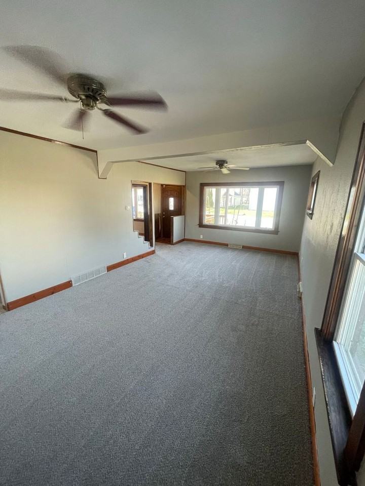 4603 28th Ave - Photo 2 of 12