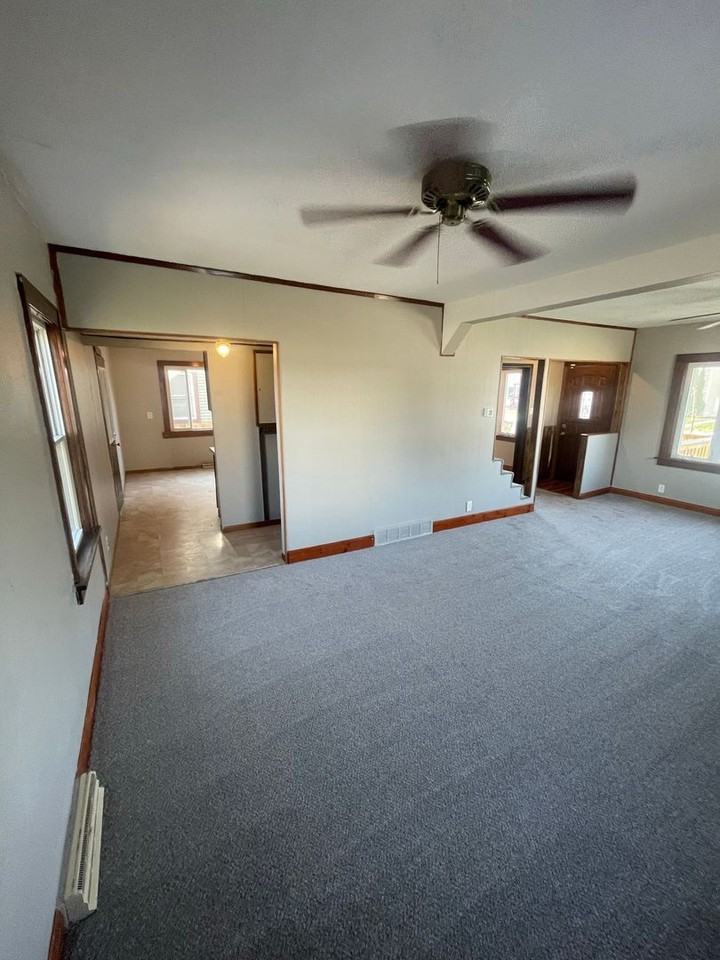 4603 28th Ave - Photo 3 of 12