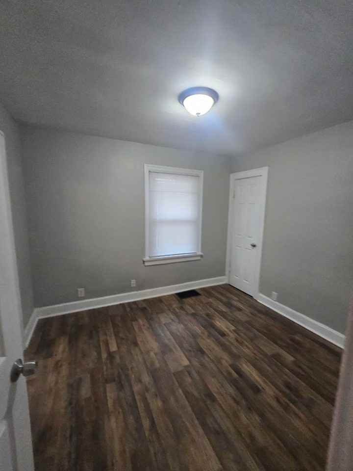 1623 N Rural St - Photo 6 of 8