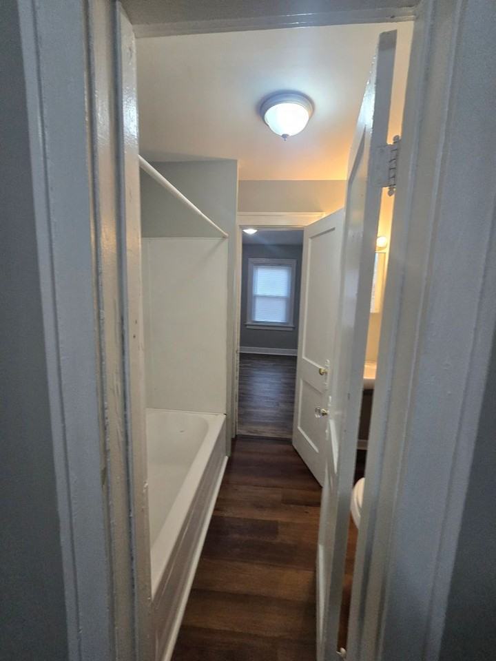 1623 N Rural St - Photo 7 of 8