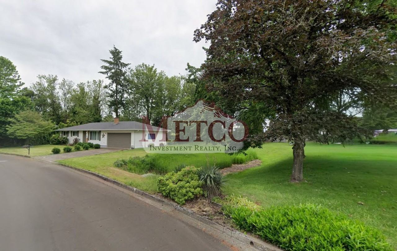 3712 Honolulu Ave - Photo 2 of 2