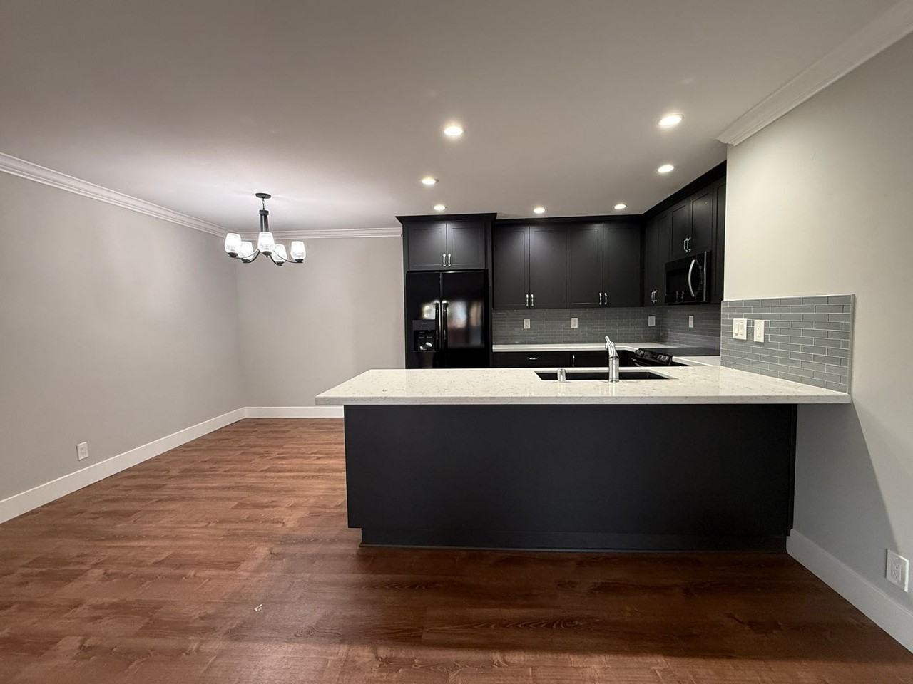 424 Dempsey Rd #125 - Photo 3 of 14