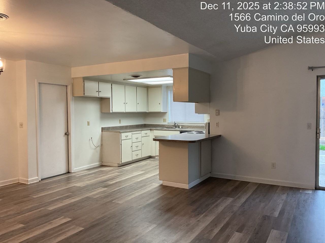 1566 Camino Del Oro - Photo 4 of 9