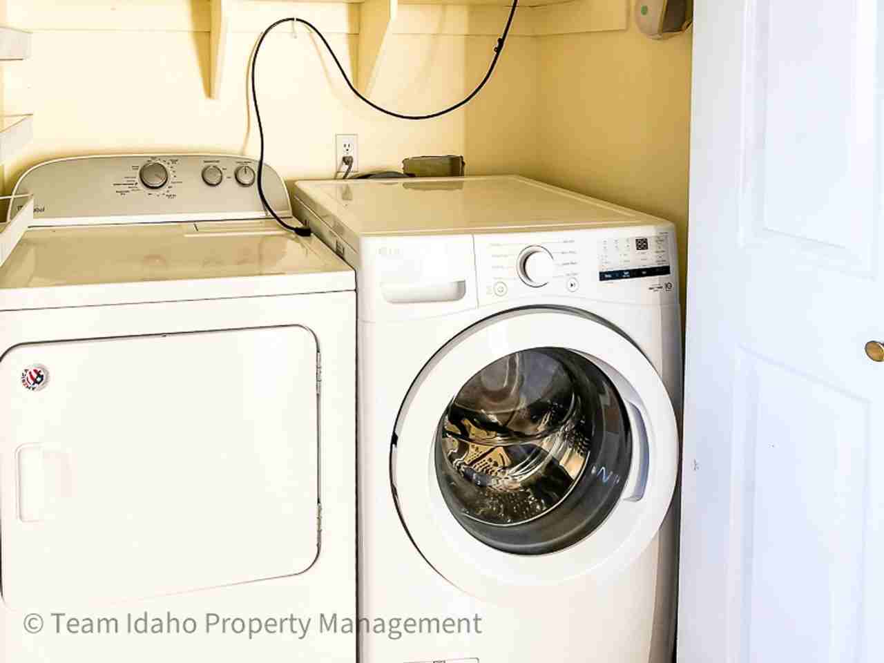 2214 Henry Ct - Photo 6 of 21