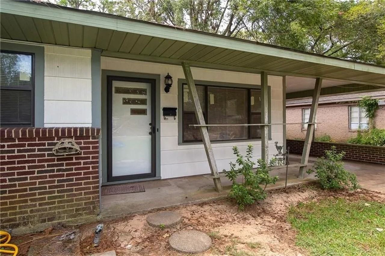 1924 Shannon Rd - Photo 2 of 6