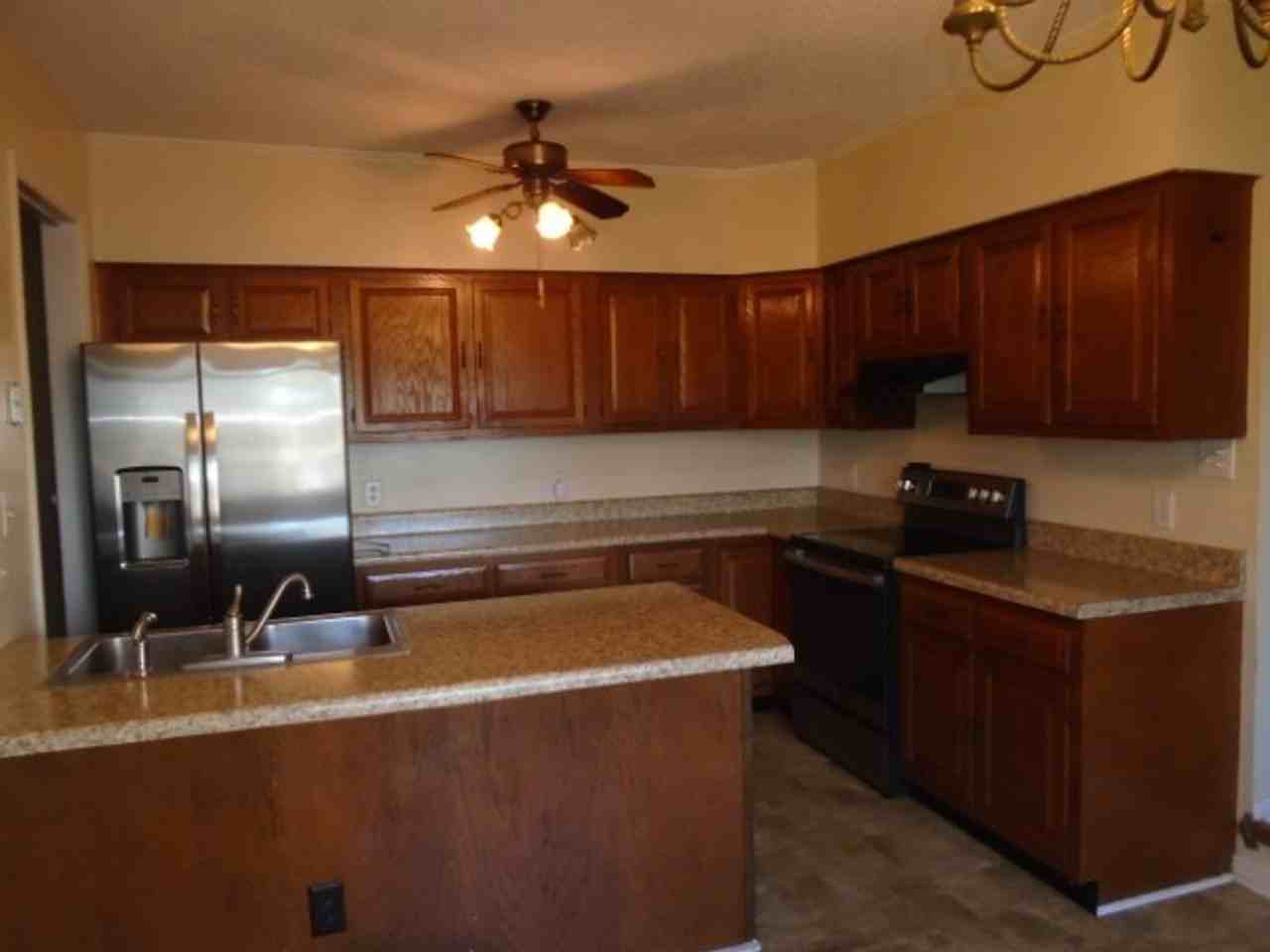 3503 Farm Circle Rd - Photo 5 of 18