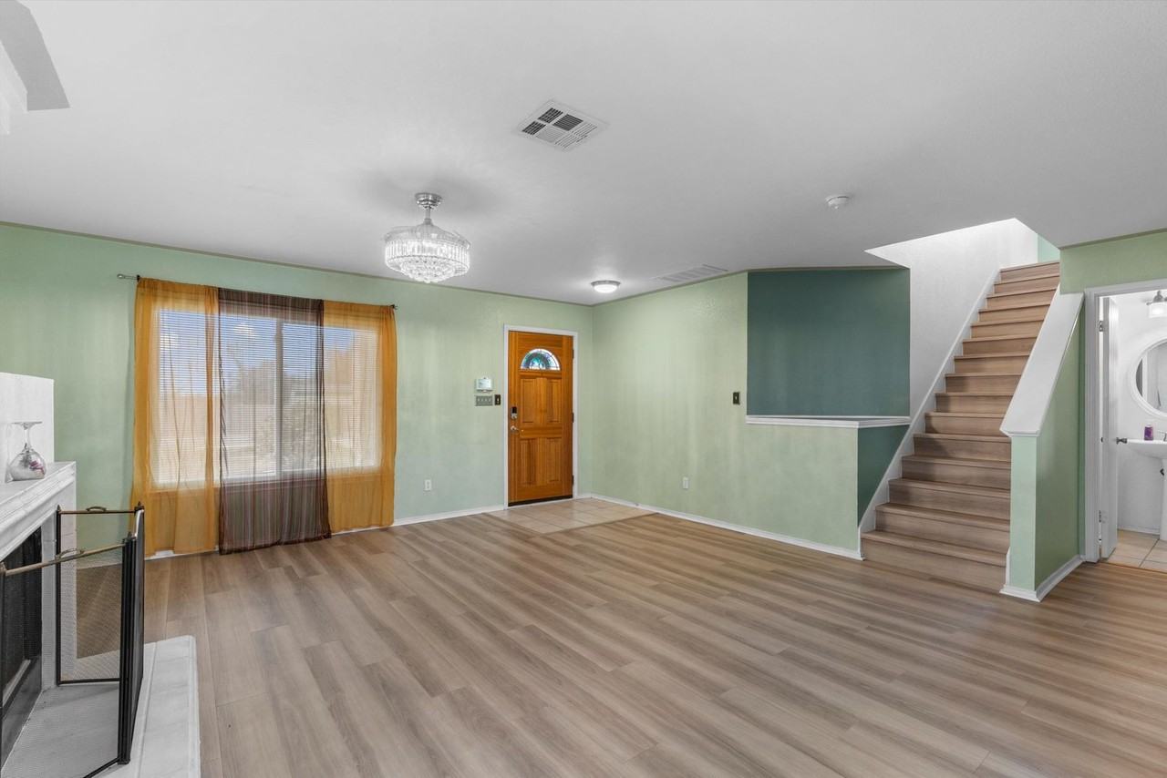 130 Siebert Dr - Photo 6 of 34