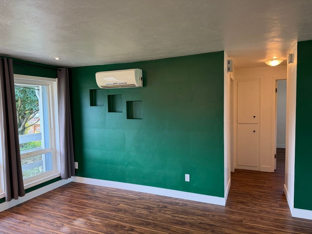 2925 Van Ave - Photo 7 of 36