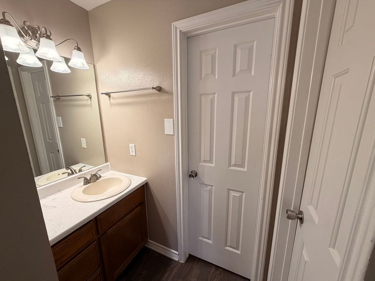 Hillstone On The Parkway - Photo 7 of 9