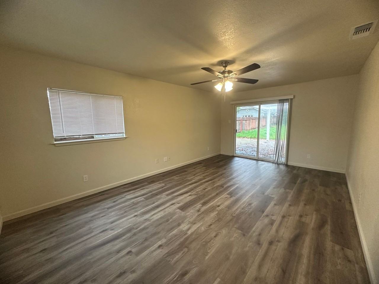 7338 Bonita Way - Photo 3 of 26