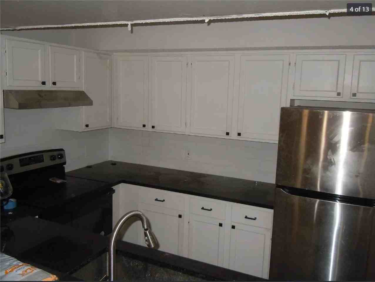 6108 Abrams Rd - Photo 4 of 10