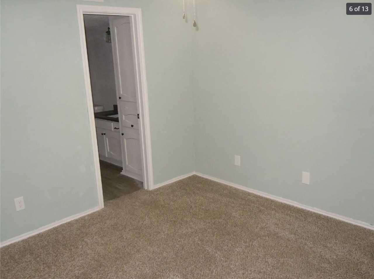 6108 Abrams Rd - Photo 6 of 10